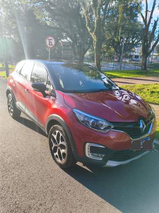 RENAULT CAPTUR 1.6 16V SCE FLEX INTENSE X-TRONIC RENAULT CAPTUR 1.6 16V SCE FLEX INTENSE X-TRONIC